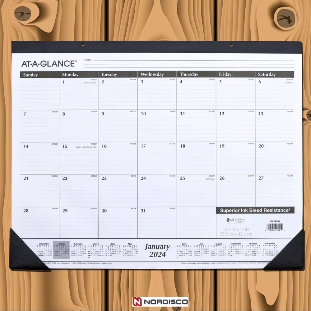 2024 At-A-Glance 12 Month 17 x 22” Monthly Ruled Desk Pad Hanging Calendar NWT
